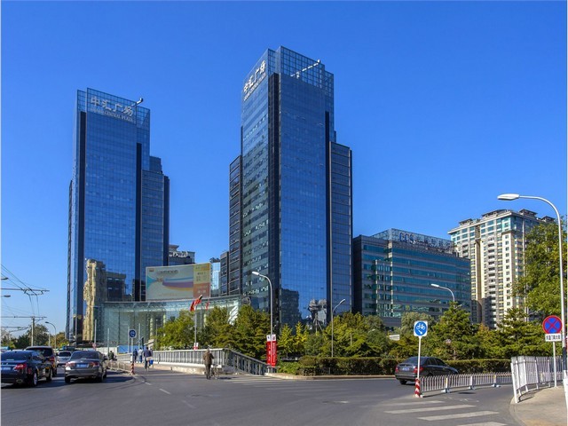 全国码垛机盒盖围条机酒盒成型机生产企业